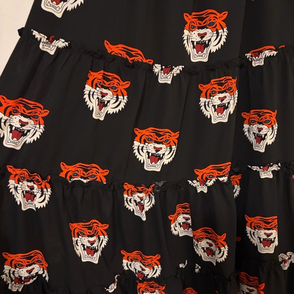 Dressed in Lala Black Tiger Print Women's Dress - Picture 5 of 8